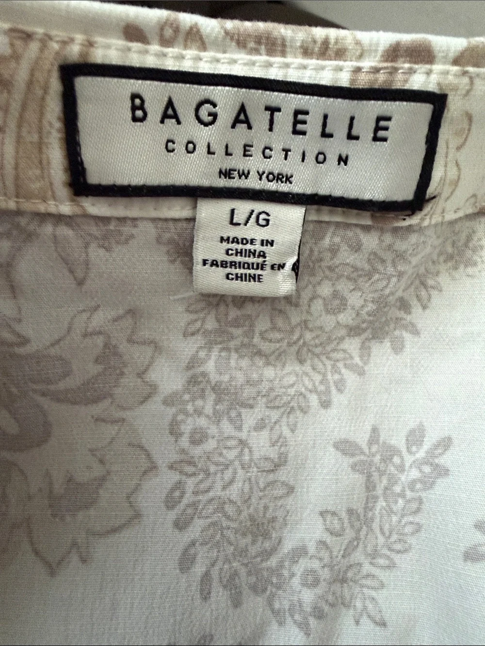 BAGATELLE White with tan flora print Puff Sleeve Button-Front Women's Shirt - Picture 9 of 10